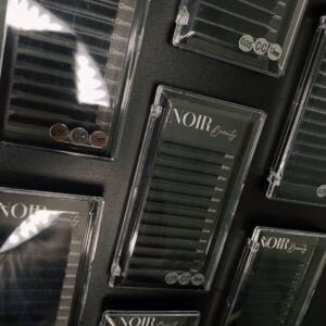 Noir elite Lashes